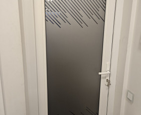 Šerkšno (matinės) plėvelės klijavimas / Miglė Žakevičiūtė / Darbų pavyzdys ID 4287925
