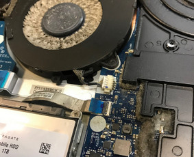 Spausdintuvų kasečių pildymas - Užpiltų, pasvilusių notebookų taisymas - 3