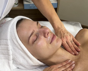 Veido masažas - Masažai, celiulito gydymas, veido valymas, antakių dažymas - 1