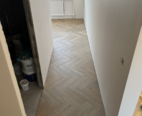 Vinilas, laminatas, Pvc, kilimas – tvarkingai ir patikimai / Karolis Andrijauskas / Darbų pavyzdys ID 4290397