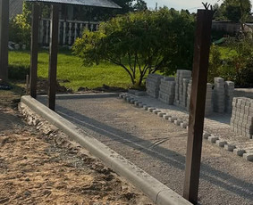 Kelio bortų įrengimas - Trinkelių klojimas, tvorų montavimas - 1