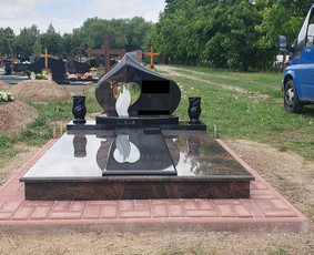 Paminklai, Granito Plokstes, Visi Darbai Kapinese / Tomas Orla / Darbų pavyzdys ID 4295873