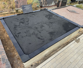 Kapo tvorelės - Kapaviečių įrengimas, dengimas plok&scaron;tėmis, paminklai - 3