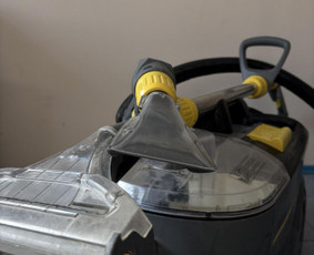 Nuomos paslaugos - Plaunančio plaunamo siurblio nuoma Karcher Puzzi - 1