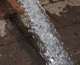 Kitos kategorijos - Vandens pristatymas atvežimas veža atveža vandenį. - 2