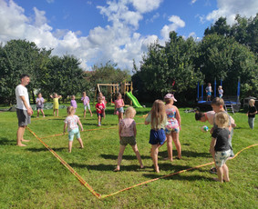 Vasaros stovykla vaikams / Piniavos padaužos / Darbų pavyzdys ID 4302101