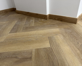 Laminato, vinilo (click sistema) klojimas, išlyginamasis / DASS grindų sprendimai / Darbų pavyzdys ID 4305919