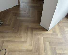 Statybos, apdaila - Laminato, vinilo (click sistema) klojimas, i&scaron;lyginamasis - 1