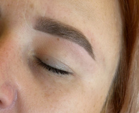 Kosmetologės - Antakių korekcija,dažymas,laminavimas,blakstienų laminavimas - 2