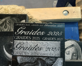 Akmens graviravimas - Paminklai, Dengimas granito plok&scaron;tėmis Marijampolė - 2