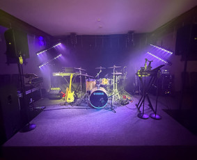Vakarėliai su pilna programa ! vedėjai, atlikėjai, Dj / Pramogų desantas, MB / Darbų pavyzdys ID 4308195