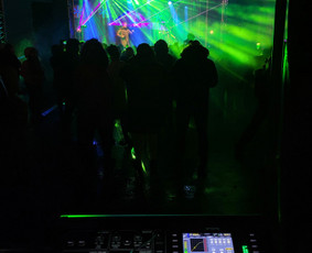 Vakarėliai su pilna programa ! vedėjai, atlikėjai, Dj / Pramogų desantas, MB / Darbų pavyzdys ID 4308407