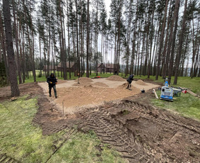 Visų tipų trinkelių klojimas, lietaus nevedimas. / Trinkeliu meistrai / Darbų pavyzdys ID 4308945
