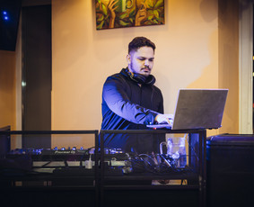 Vestuvių muzikantai - Vedėjai, Dj, Atlikėja - Komanda Ailu - 4