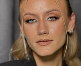 Vizažistės - Profesionalus makiažas + &scaron;ukuosenos I Kaunas - 1