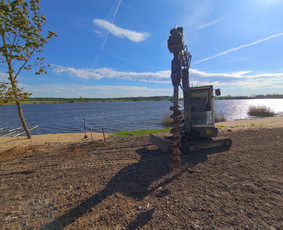 Polių gręžimas - Gerbūvio darbai, pagrindų ruo&scaron;imas, mini ekskavatorius nuoma - 1