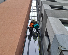 Auk&scaron;talipiai - Auk&scaron;talipių paslaugos Pramoninis alpinizmas - 1