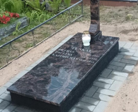 Paminklai kapams, antkapiai - Kapų dengimas plok&scaron;tėmis, paminklai, raidžių kalimas - 4