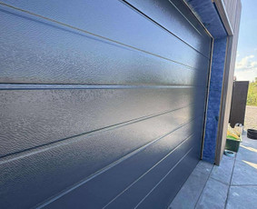 Aplinka, sodas - Pigiausi pakeliami segmentiniai garažo vartai Lietuvoje - 3