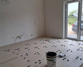 Vidaus apdailos darbai - Butų remontas Vilniuje Plytelių klijavimas Vonios - 4