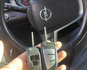 Automobilių raktų gamyba ir programavimas / Okauto_paslaugos / Darbų pavyzdys ID 4313347
