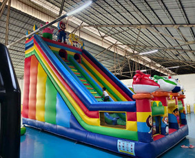 Pramogos vaikams - Pripučiamų batutų nuoma - 2