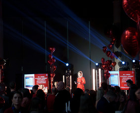 Muzikantai, dainininkai, grupės - Aldegunda - dainuojanti vedėja, kurios nepamir&scaron;i! - 2