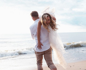 Vestuvių muzikantai - Aldegunda - dainuojanti vedėja, kurios nepamir&scaron;i! - 4