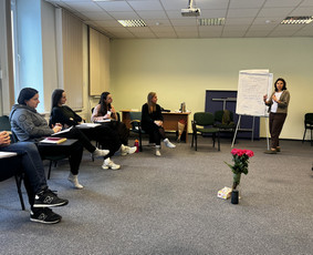 Seminarų vedimas - Savęs pažinimo, lyderystės ir sąmoningos veiklos erdvė. - 1