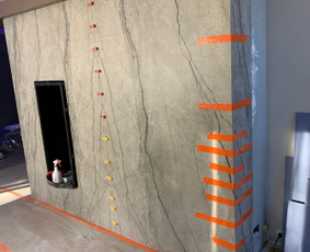 Vidaus apdailos darbai - Visu dydžiu plytelių klijavimas - 3