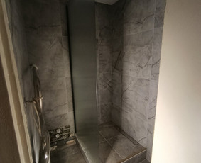 Plytelių klijavimas, vidaus apdailos darbai / Modestas V / Darbų pavyzdys ID 4321309