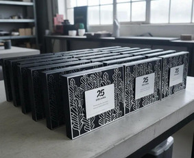 Interjeras, baldai - Informaciniu lenteliu ir namo numeriu gamyba - 2