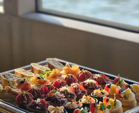 Vieno kąsnio sumu&scaron;tiniai - Maistas &Scaron;ventėms ir patalpos &Scaron;ventėms, svečių pasitikimas - 1