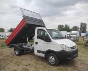 Buldozerio nuoma - Mini eskavatoriu krautuvu račioko bobcat nuoma - 4