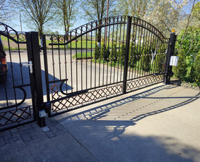 Aplinka, sodas - Automatiniai vartai - 4