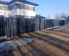 Statybos, apdaila - Montuojam segmentines ir metaliniu tvoralenčių tvoras - 3