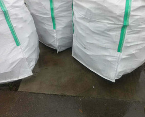 Malkos: gamyba, pristatymas - Malkos maisuose su vinimis - 1