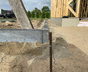 Aplinkos tvarkymas, apželdinimas - Trinkeliu klojimas, bortu dėjimas, laiptu formavimas - 1