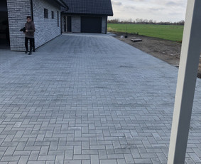 Drenažo įrengimas - Trinkeliu klojimas - 2