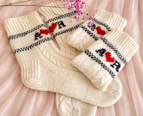 Mezgėjos - Virbalais megztos vilnonės kojinės - 1