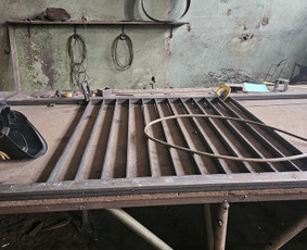 Laiptų turėklai - Metalinių kalvi&scaron;kų turėklų ir vartų gamyba Tel&scaron;iuose - 2