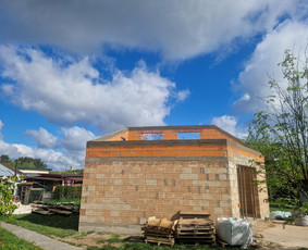 Statybos darbai - Mūrininkai atlieka darbus - 3