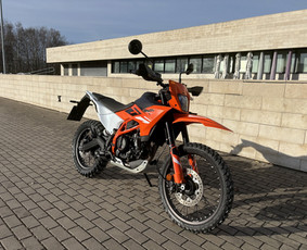 Motociklų, moto aprangos, moto priekabos nuoma Vilniuje / MotoSpot / Darbų pavyzdys ID 4331261