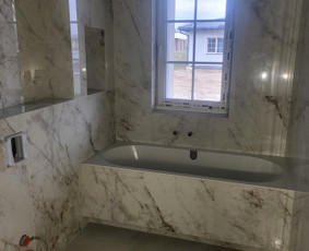 Langų montavimas - Didėlio fotmato plyteliu klijavimas,kiti vidaus apdailos dar - 3