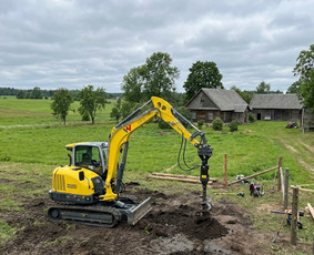 Žemės kasimas, lyginimas - Ekskavatoriaus darbai Alytus Kasimas Polių gręžimas - 1
