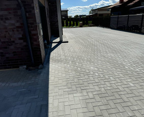 Pagrindų paruošimas, trinkelių klojimas, pamatai, stogai / Aurimas / Darbų pavyzdys ID 4335813