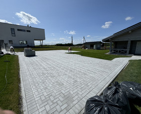 Pagrindų paruošimas, trinkelių klojimas, pamatai, stogai / Aurimas / Darbų pavyzdys ID 4335845