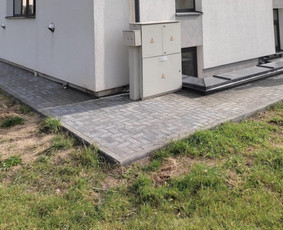 Pagrindų paruošimas, trinkelių klojimas, pamatai, stogai / Aurimas / Darbų pavyzdys ID 4335861