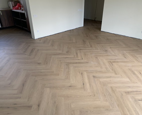 Vidaus apdailos darbai - Grindų ir grindjuosčių montavimas - 2