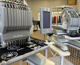 Siuvinėjimo paslaugos pagal individualius užsakymus - Siuvinėti Antsiuvai - Logotipai - Spauda - Siuvinėjimas - 1